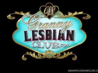 Lesbiană bunicuta yara serviced de enticing rebecca