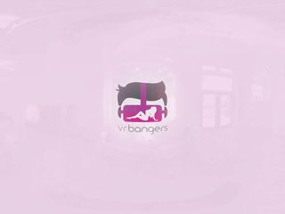 Vr bangers - [360°vr] ג'ינג'ית מארי mccray puts ויברטור ב שלה רטוב כוס