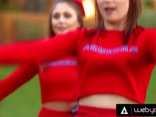 Ariana marie grzywka jej rude cheerleaderka zespół captain z dakota skye i ich nowy dodatek dorosły klips filmiki